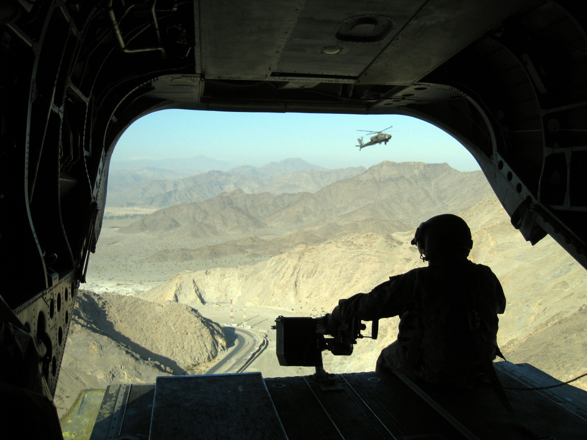 В мисията в Афганистан са участвали над 130 хиляди войници от 50 държави