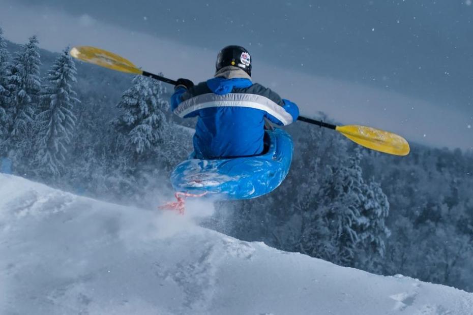 Кану на сняг и други необикновени зимни спортове