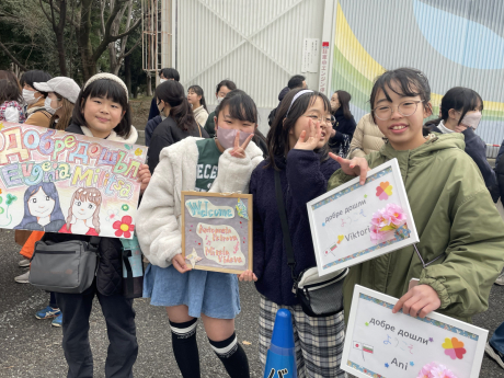 Какво обичат децата в Япония? Хористите от "Детска китка" разговарят със свои приятели